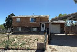 Pre-foreclosure in  MESCALERO DR Colorado Springs, CO 80915