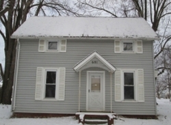 Pre-foreclosure in  MAPLE AVE Saint David, IL 61563