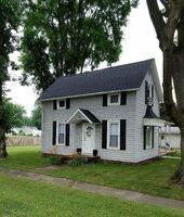 Pre-foreclosure in  MAPLE AVE Saint David, IL 61563