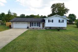  W Sacramento Dr, Greenfield IN