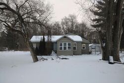 Pre-foreclosure in  Ash Rd Osceola, IN 46561