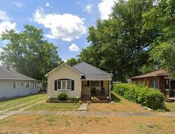  S 6th St, Clinton IN