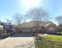 Pre-foreclosure in  Bermuda Cir Scott, LA 70583