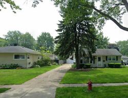 Pre-foreclosure in  Hawk Ln Rolling Meadows, IL 60008