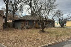 Pre-foreclosure in  S Westwood Ave Springfield, MO 65807