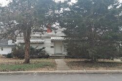 Pre-foreclosure in  E 60th St Kansas City, MO 64110