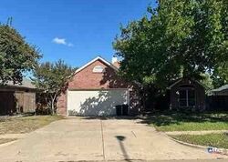 Pre-foreclosure in  Cindy Ln Fort Worth, TX 76179