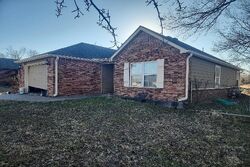 Pre-foreclosure in  N 6th St Collinsville, OK 74021