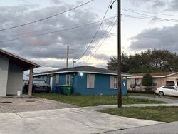  Nw 155th St, Opa Locka FL