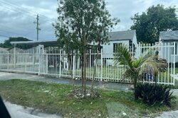 Pre-foreclosure in  Nw 65th St Miami, FL 33150