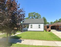 Pre-foreclosure in  Avon St Saint Clair Shores, MI 48082