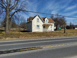Pre-foreclosure in  32 MILE RD Armada, MI 48005