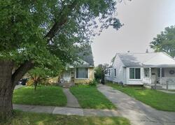 Pre-foreclosure in  7th St Wyandotte, MI 48192