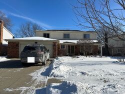  Chadwick Dr, Canton MI