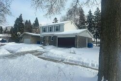 Pre-foreclosure in  Lebanon Dr Warren, MI 48093