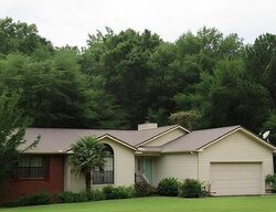 Pre-foreclosure in  Louise Dr Se Jacksonville, AL 36265