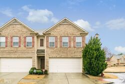 Pre-foreclosure in  OAKTOWN CT Lawrenceville, GA 30044