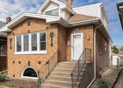 Pre-foreclosure in  W Birchdale Ave Elmwood Park, IL 60707