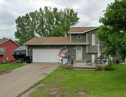 Pre-foreclosure in  Oriole Ln Monticello, MN 55362