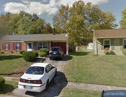 Pre-foreclosure in  Chateau Dr Cincinnati, OH 45244