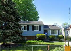 Pre-foreclosure in  Pinewood Ave Toledo, OH 43604