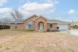 Pre-foreclosure in  N Broken Bow Cir Odessa, TX 79763