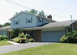 Pre-foreclosure in  LEE DR Waynesboro, VA 22980