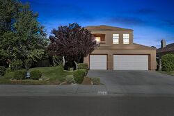 Pre-foreclosure in  Berrycreek Ct Palmdale, CA 93551