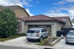 Pre-foreclosure in  Finnhorse Way Sacramento, CA 95828