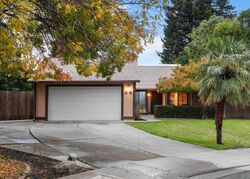 Pre-foreclosure in  Landau Ct Sacramento, CA 95833
