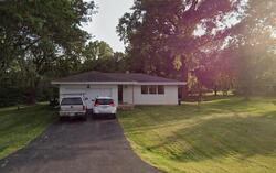 Pre-foreclosure in  British Ln Oshkosh, WI 54901