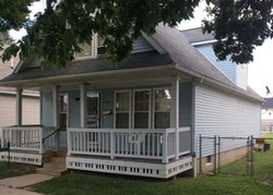 Pre-foreclosure in  N 15TH ST Milwaukee, WI 53205