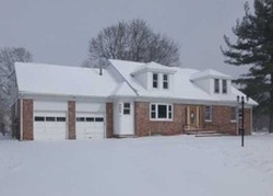 Pre-foreclosure in  WESTSIDE DR Rochester, NY 14624