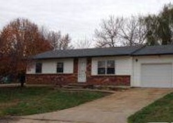 Pre-foreclosure in  W CHAMPAIN ST Eldon, MO 65026