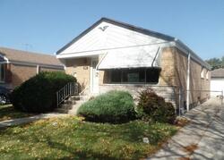 Pre-foreclosure in  W 83RD ST Chicago, IL 60652