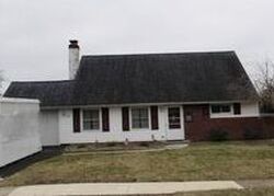 Pre-foreclosure in  MAROON RD Levittown, PA 19056