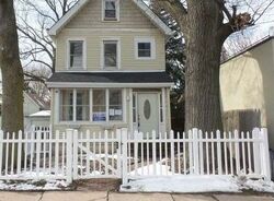 Pre-foreclosure in  GREENLEAF AVE Staten Island, NY 10310