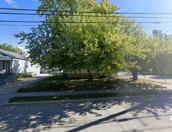 Pre-foreclosure in  KNAPP ST Oshkosh, WI 54902