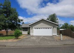 Pre-foreclosure in  GRAPE CT Sweet Home, OR 97386