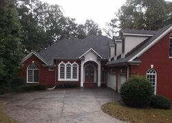 Pre-foreclosure in  KREMER FALLS TRCE Canton, GA 30114