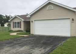  Holiday Ct, Rockford IL