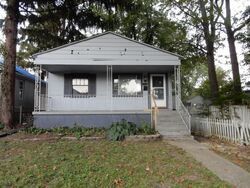 Pre-foreclosure in  GENESSEE AVE Columbus, OH 43211