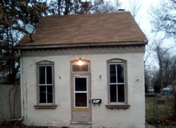 Pre-foreclosure in  CASEYVILLE AVE Belleville, IL 62226