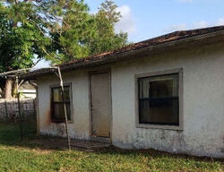 Pre-foreclosure in  SE VOLTAIR TER Port Saint Lucie, FL 34983