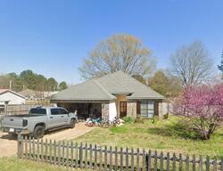 Pre-foreclosure in  PULLTIGHT RD Saltillo, MS 38866