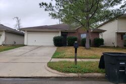 Pre-foreclosure in  LAUREL PINE DR Kingwood, TX 77339