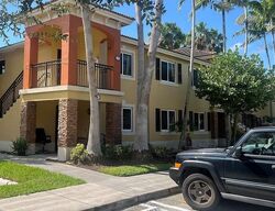 Pre-foreclosure in  NE 9TH ST UNIT 201 Homestead, FL 33033