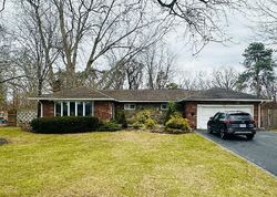 Pre-foreclosure in  NORMA AVE West Islip, NY 11795