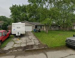 Pre-foreclosure in  Old Forge Rd Valparaiso, IN 46385
