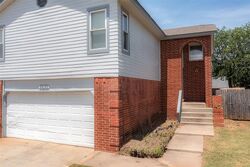 Pre-foreclosure in  Grissom Dr Oklahoma City, OK 73130